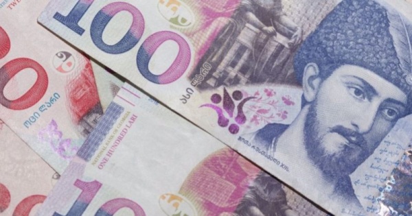 ვის და რამდენით გაეზრდება პენსია 2027 წელს?