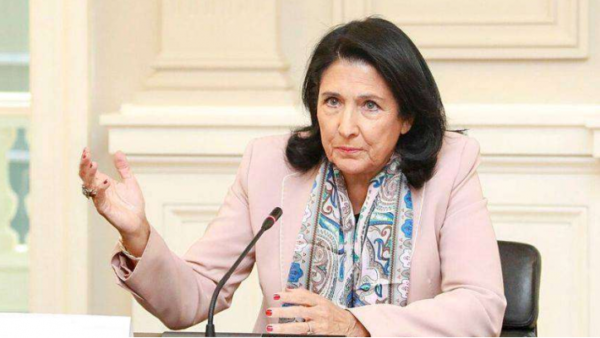 დეპოლარიზაციის მიზნით ჩემი პასუხისმგებლობა საკმარისად ავიღე, სამი ადამიანი შევიწყალე, უგულავა, ოქრუაშვილი და რურუა, გასამდა და დამთავრდა - სალომე ზურაბიშვილი