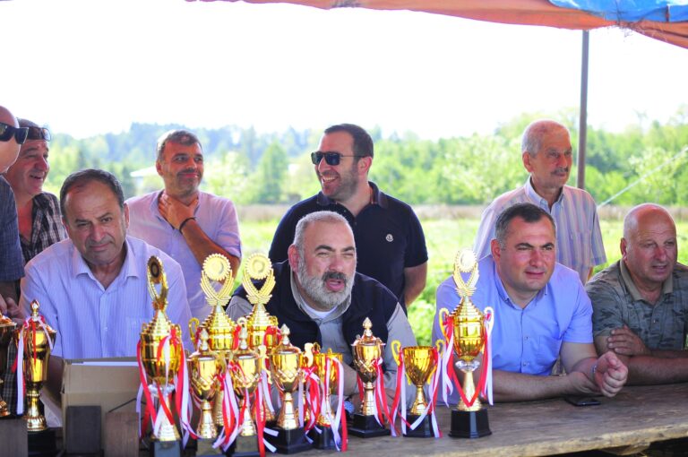 ლანჩხუთის მუნიციპალიტეტში აფხაზეთის ომში დაღუპული მებრძოლების სახელობის დოღი გაიმართა