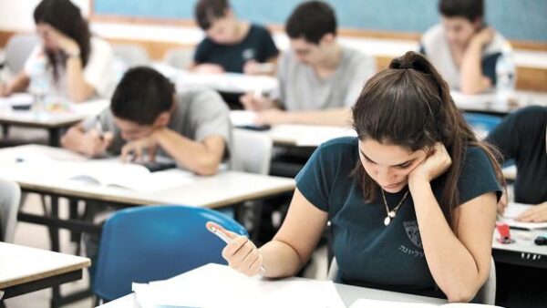 32 100-ზე მეტი აბიტურიენტი სტუდენტი გახდა, მათგან სახელმწიფო გრანტი 6 550-მა მოიპოვა