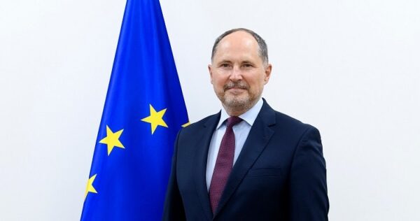 "გუნდთან ერთად დაუღალავად ვიშრომებ ევროკავშირისკენ მიმავალ გზაზე საქართველოს მხარდასაჭერად"- ევროკავშირის ელჩი საქართველოში