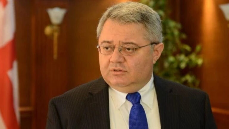 "ნიუ-იორკისკენ მიმავალ პრემიერს ტაქტიკურად სჭირდება დაათბოს აშშ-სთან ურთიერთობები" - დავით უსუფაშვილი