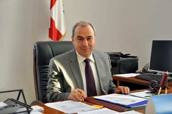 თსუ-ს რექტორი გიორგი შარვაშიძე თანამდებობას ტოვებს
