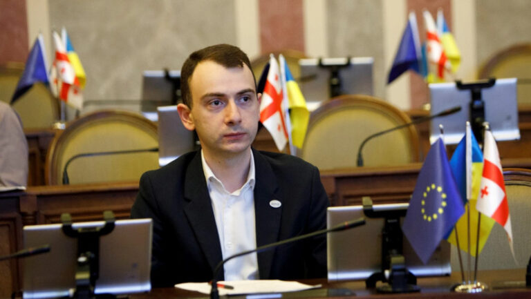 "კახა კალაძეს საკრებულოს უმრავლესობის წევრების სრული მხარდაჭერა და თანადგომა აქვს" - გიორგი ჩაკვეტაძე