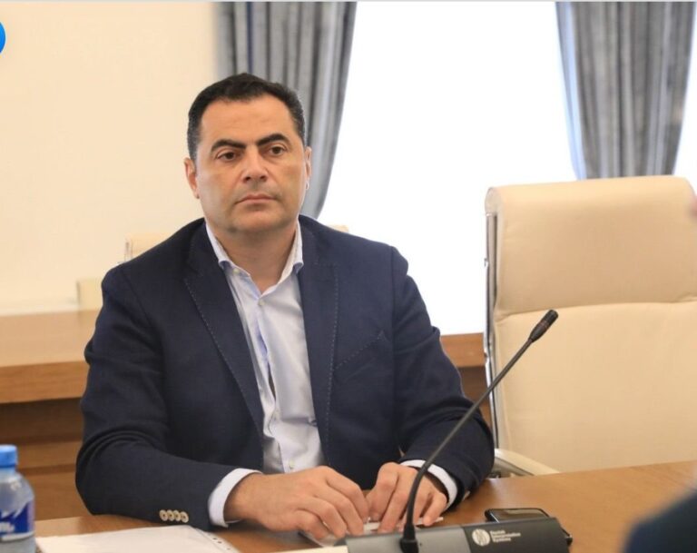 ალექსანდრე მოწერელია- "ადამიანებს, რომლებიც უკრაინაში იბრძვიან, განესაზღვროთ სტატუსი და სახელმწიფომ აიღოს ზრუნვა მათ ოჯახებზე"