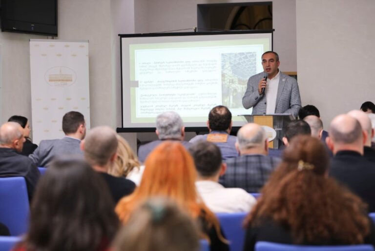 ვლადიმერ ბოჟაძემ გაწეული სამუშაოს ანგარიში წარმოადგინა