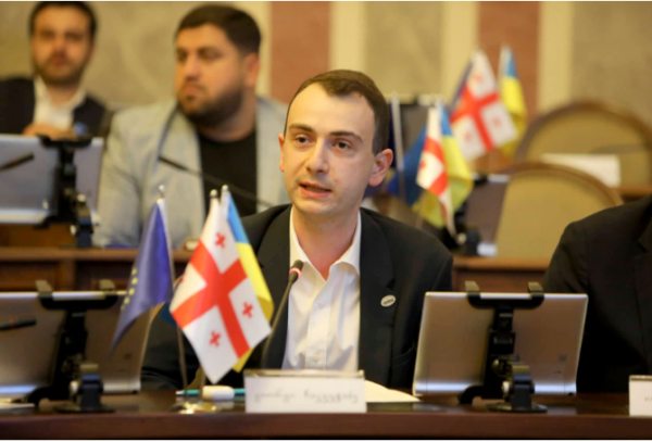 "ნაციონალური მოძრაობის ყველა დანაყოფს გამოუსწორებელი წარსული და ევროპული მომავლის მტრობა აერთიანებს" - გიორგი ჩაკვეტაძე