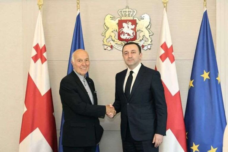 ირაკლი ღარიბაშვილი საფრანგეთში მოღვაწე ქართველ მოქანდაკე გუჯი ამაშუკელს შეხვდა