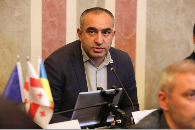 "საკრებულოში მილიარდნახევრიან ბიუჯეტზე ვსაუბრობთ, რომელმაც 2023 წელს უამრავი თბილისელის ცხოვრება უნდა შეცვალოს" - ვლადიმერ ბოჟაძე