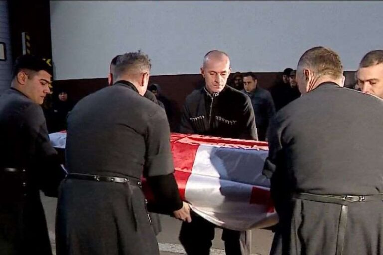 უკრაინაში დაღუპული მიხეილ თევდორაძე საქართველოში ჩამოასვენეს