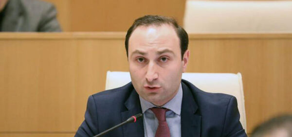 "მელია იქნება თუ ხაბეიშვილი, მოეშვან ბაქიბუქობას და მუქარის ტონს, ამ ტონის არავის ეშინია"- ანრი ოხანაშვილი