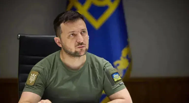 ოკუპანტები ყველაფერს აკეთებენ, რომ ბახმუტში ერთი მთლიანი კედელიც არ დარჩეს - ვოლოდიმირ ზელენსკი
