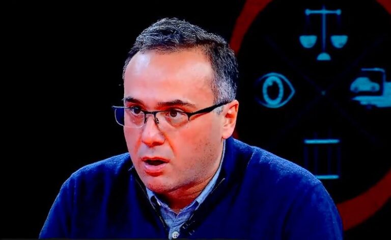 მწერალთა სახლში, როგორც იქნა, "დაბრუნდება" საქართველოს სსრ მწერალთა კავშირის სული... " -ლაშა ბუღაძე