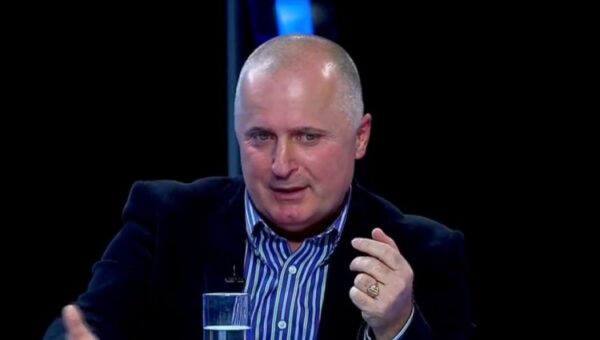 "ერთი რამ ვერ გაიგო ჩვენმა ოპოზიციამ: "რევოლუცია" ჯერ ოპოზიციურ ფლანგზე მოაწყვეთ"-ამირან სალუქვაძე