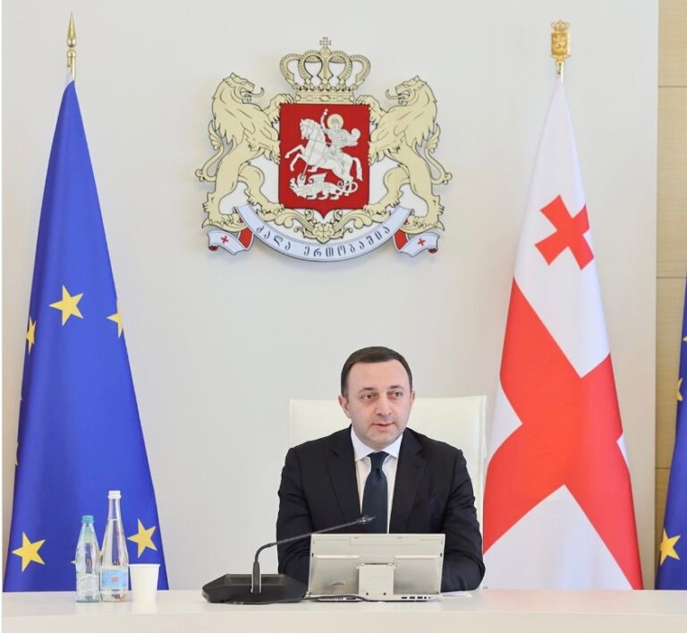 "რესპუბლიკური საავადმყოფოს არცერთი თანამშრომელი არ დარჩება სამსახურის გარეშე"- პრემიერი