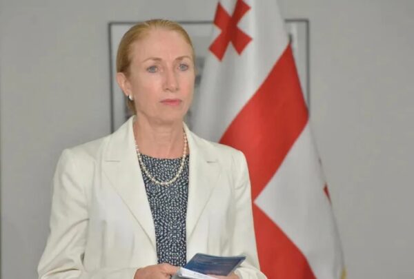 "მოვუწოდებთ პარლამენტს, გთხოვთ, გადახედეთ, გამოიწვიეთ წარდგენილი კანონი" - კელი დეგნანი