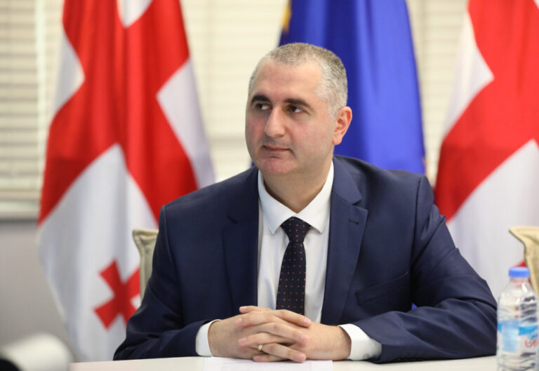 "როგორც ჩაკეტვაზე, ისე გახსნაზე გადაწყვეტილება ცალმხრივად იყო მიღებული“ – ფინანსთა მინისტრი