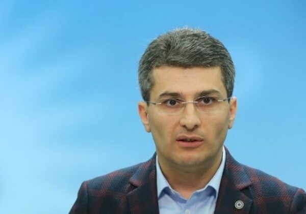 "სალომე ზურაბიშვილი ყველაზე რადიკალურ „ნაცებში“ აღმოჩნდა" - მამუკა მდინარაძე