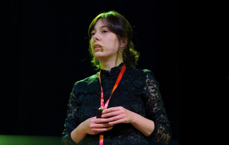 "გაიქეცით ასეთი კაცისგან... არ გაყვეთ თქვენზე თუნდაც ერთი მისხალით ნაკლებ კაცებს“ -ირინა ჭოჭუა