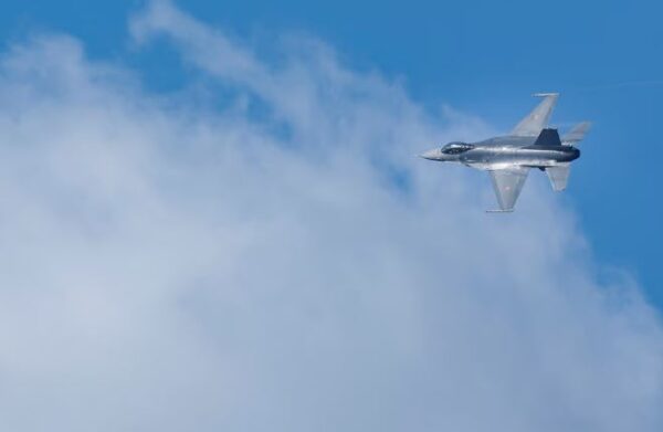 „უკრაინელთა მიდგომა F-16-ების მართვის შესწავლას ვერ დაეხმარება“ -  Politico