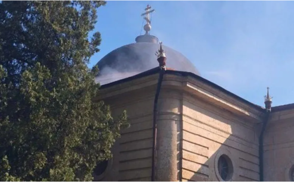 რუსმა სამხედროებმა ხერსონში წმინდა ეკატერინეს ეკლესია დაბომბეს