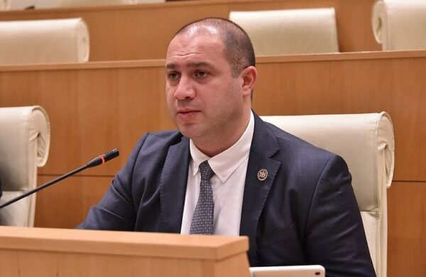 "რადიკალურ ოპოზიციას სურს, ქვეყანამ არ მიიღოს სტატუსი და ეს მიზეზი გამოიყენოს არეულობისთვის"-გივი მიქანაძე