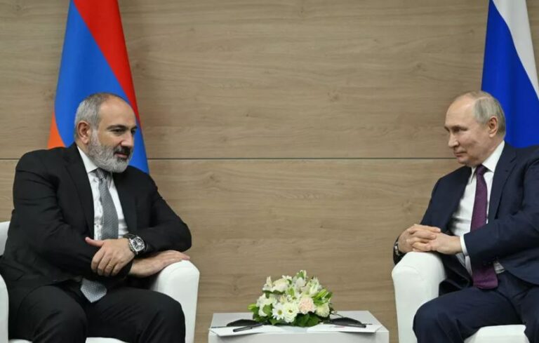 "სომხეთი რუსეთს შორდება" - Le Figaro