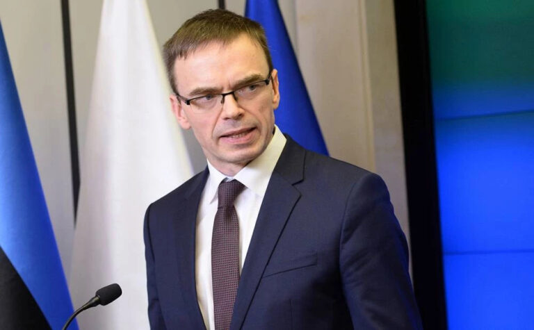 "ლეგიტიმურია ის მიზეზი, რატომაც სურთ ქართველებს ევროკავშირის წევრობა, ცხადია, სტატუსთან დაკავშირებით გადაწყვეტილება დამყარებული იქნება პოლიტიკურ და ტექნიკურ ფაქტორებზე"- სვენ მიქსერი