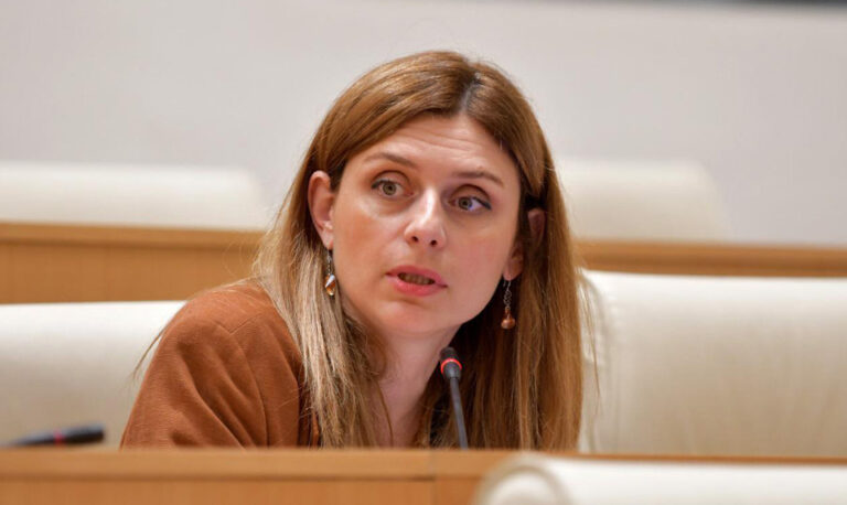 "სად გადის ზღვარი თქვენს უპრინციპობაში?" - თეონა აქუბარდია ირაკლი კობახიძეს