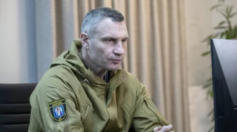 ვიტალი კლიჩკო ამბობს, რომ უკრაინა ავტორიტარიზმისკენ მიდის - Der Spiegel
