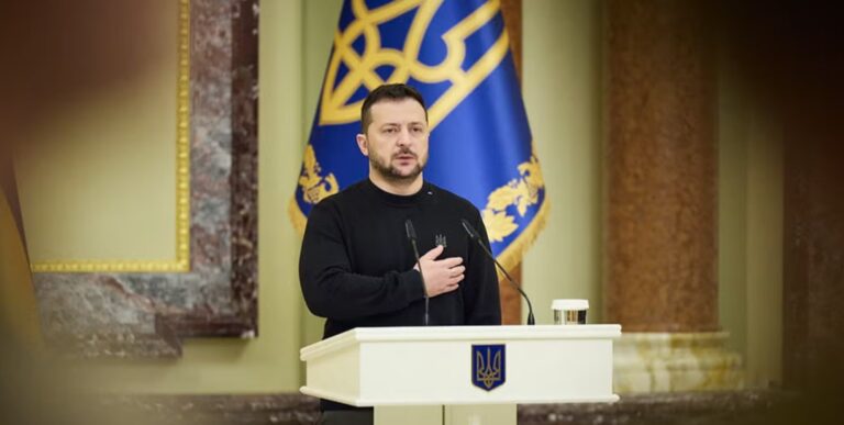 "როცა ზელენსკის ავტოკრატს უწოდებენ, ეს ნიშნავს, რომ ყველა უნდა შევშფოთდეთ"-The Independent