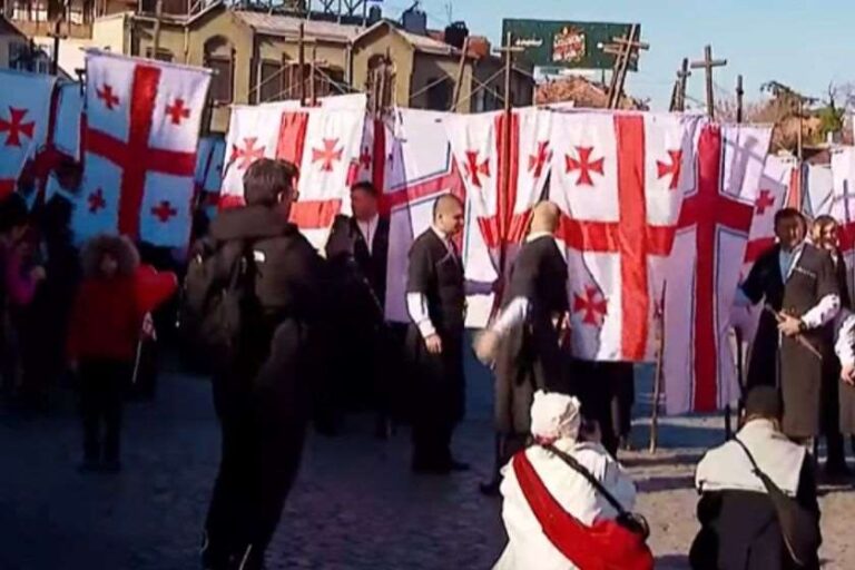 თბილისში „ალილოს“ მსვლელობა მიმდინარეობს