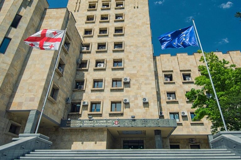 პროკურატურამ წყნეთის პოლიციის ყოფილი უფროსი და მისი ყოფილი მოადგილე დააკავა