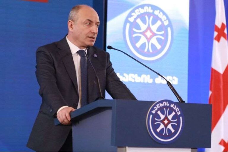 მსოფლიოში არის პროცესები ისე, რომ ერთ-ერთი ყველაზე ძლიერი ქვეყნის, აშშ-ის პრეზიდენტს უწევს თავის დაცვა ევროკავშირისგან, „დიფ სთეითისგან“ და „გლობალური ომის პარტიისგან“ - გურამ მაჭარაშვილი