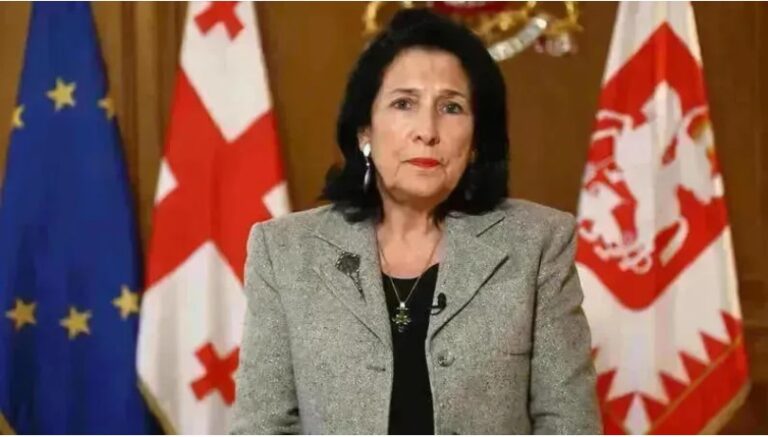 ეს კანონი რუსულია და ვერანაირი კითხვა -„აბა, რა არის მასში რუსული“, ამას ვერ შეცვლის, წერეთ და იკითხეთ - პრემიერის გამოსვლაც რუსულია-პრეზიდენტი