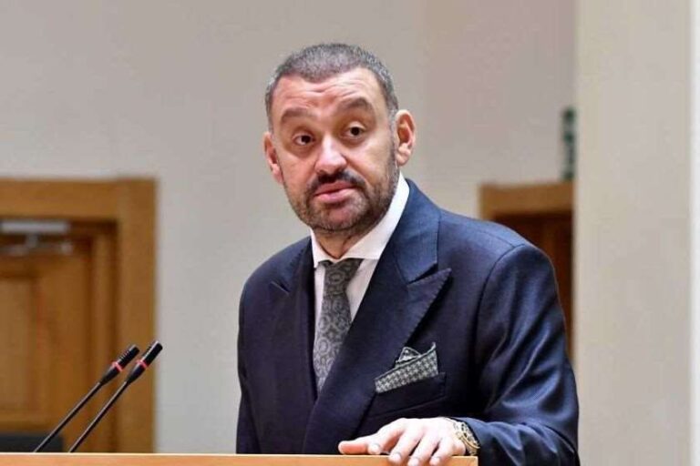 ხაბეიშვილის თავმჯდომარეობა თავიდანვე კომიკური იყო -ბექა ოდიშარია