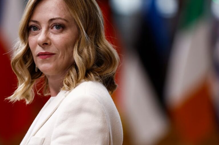 ექვსი "კოჭლი" მამაკაცი და ერთი ქალი - ჯორჯა მელონი: გაიცანით 2024 წლის "დიდი შვიდეული"-Politico
