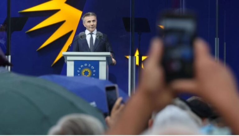 ,,უკვე დავურეკე ამერიკის ელჩს, ვთხოვე შეხვედრა - ჩემგან პრობლემა აღარ არის და მზად ვარ შესახვედრად, არჩევნების შემდგომ ვაპირებთ შეხვედრას''- ბიძინა ივანიშვილი