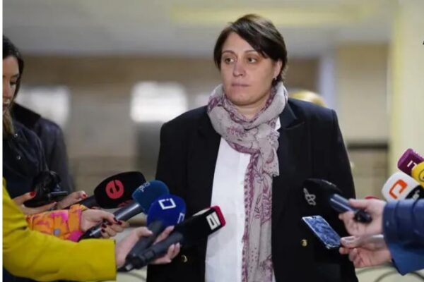 ძალიან ცოტა გვაშორებს გამარჯვებამდე, წარმოუდგენლად დიდია მონაწილეობა - ასე გავაგრძელოთ! -ელენე ხოშტარია