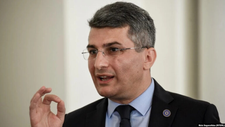 სააკაშვილის განცხადება გადატრიალებისკენ მოწოდებაა, მშვენიერ ნომერშია, გადატრიალდეს და გადმოტრიალდეს - მამუკა მდინარაძე
