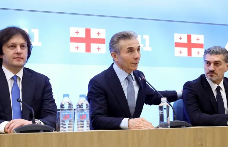 "საქართველო არჩევნების შემდეგ: ყოფილი პროფესიონალი ფეხბურთელი, სავარაუდოდ, პრეზიდენტი იქნება"-უცხოური პრესა