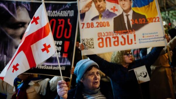 "საქართველო პუტინის ორბიტაზე გადადის: უშვებს თუ არა "შეცდომას" ევროკავშირი?" -უცხოური პრესა