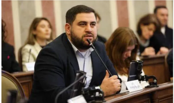 მთელ ოპოზიციაში არ გამოინახა კომპეტენტური ადამიანი, რომელიც პრემიერის მოწოდებას გამოეხმაურებოდა - გივი ჩხარტიშვილი