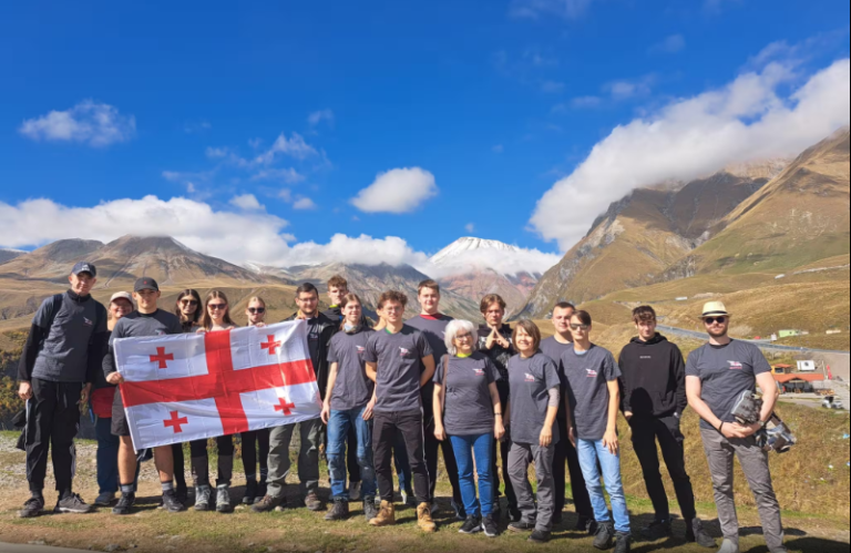 გაიცანით საქართველო: ჰოისვერდელი მოსწავლეების მოგზაურობა კავკასიაში - Sächsische Zeitung