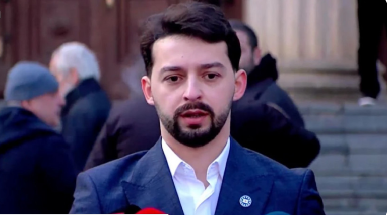 „ტვ პირველის“ ოპერატორს, ლაშა ჯიოშვილს დაკავებისას არაპროპორციული ძალის გამოყენების გამო ხელზე სისხლჩაქცევა აქვს - ადვოკატი