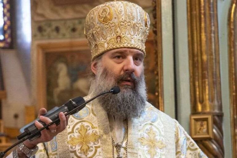 იმისთვის, რომ ჩვენც გავხდეთ ღვთის მიმრქმელები, მხოლოდ ერთი რამ მოგვეთხოვება: შევიყვაროთ უფალი, ვიცავდეთ მის მცნებებს და არ დავხუროთ ჩვენი გულის კარები, როდესაც უფალი გვიკაკუნებს -მეუფე შიო