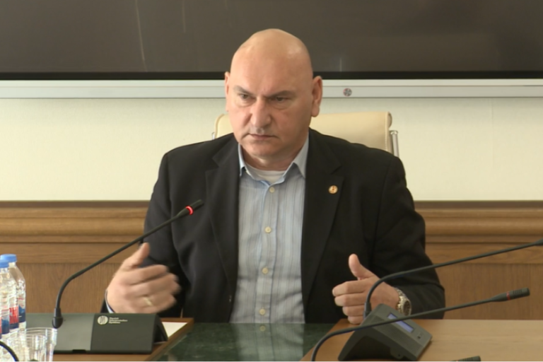 ვაფრთხილებდით სამხედროები, რომ ჩაიხრჩობა ცხინვალის აღების ოპერაცია. კეზერაშვილმა გასცა ბრძანება, რომ მე-4 ბრიგადა, რომელიც შეტევით მიდიოდა ზნაურისკენ, შეტრიალებულიყო და შესულიყო ცხინვალში, ეს აბსურდული ბრძანება იყო -ლაშა ქოიავა
