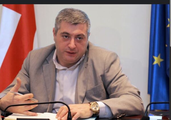 ,,ალბათ, ეს არ იქნება ბოლო საკადრო ცვლილებები და შემდეგ უკვე ბიძინა ივანიშვილი დაიწყებს ოპოზიციაზე ზრუნვას'' -კახა კახიშვილი