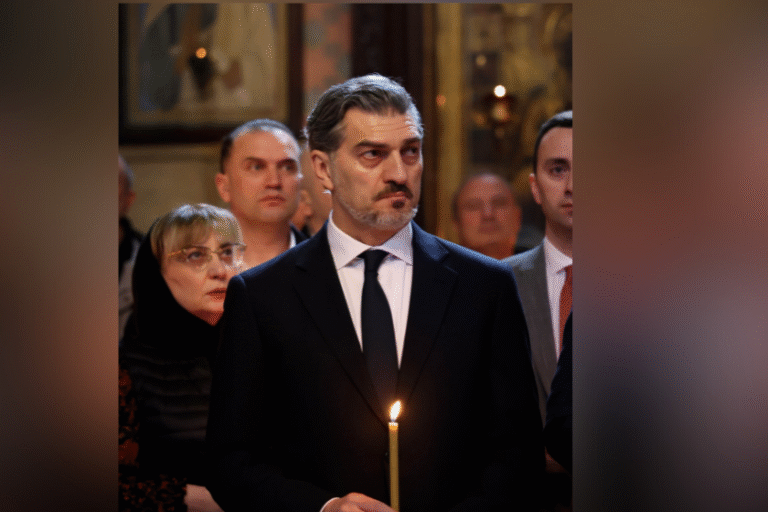 ქრისტეს აღდგომა, როგორც სიცოცხლის სიკვდილზე გამარჯვების სიმბოლო, თითოეულ ჩვენგანს უდიდესი რწმენით გვავსებს, გილოცავთ ამ ბრწყინვალე დღესასწაულს-პრეზიდენტი