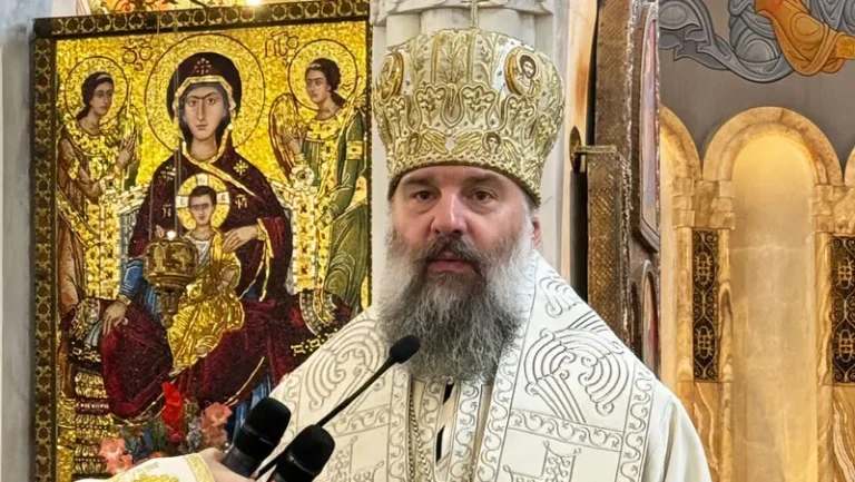 მხოლოდ სიმდაბლის მეშვეობით შეიძლება ადამიანმა მიაღწიოს სიწმინდეს და სულიერებას, სწორედ ამ თვისებებით გამოირჩევა წმინდა ნიკოლოზი, ამაში უნდა მივბაძოთ მას - მეუფე შიო